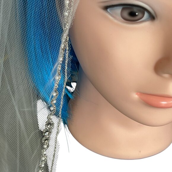 NEW Bridal Tulle Veil Never Worn White Lovely Metallic Serged & Beaded Wedding - Picture 1 of 9